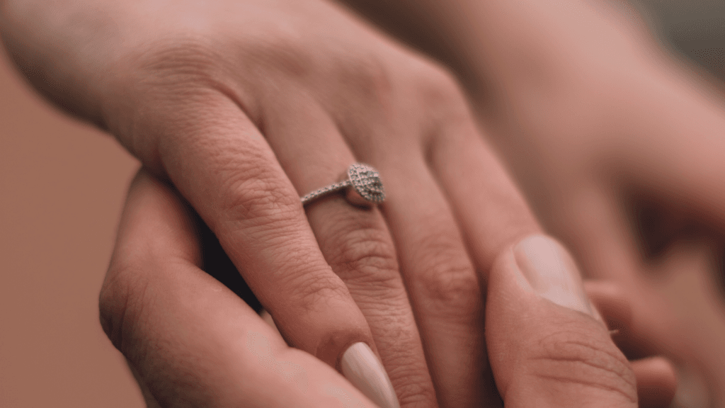 Promise Ring. Everything You Need to Know About Promise Rings