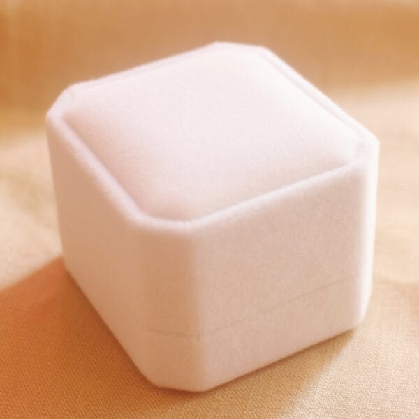 Ring box for gift ring jewelry box