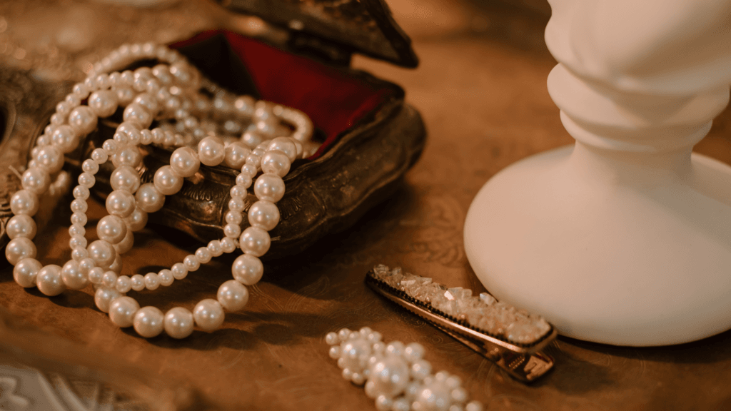 Exclusive Jewelry Tips to Enhance Morena Skin