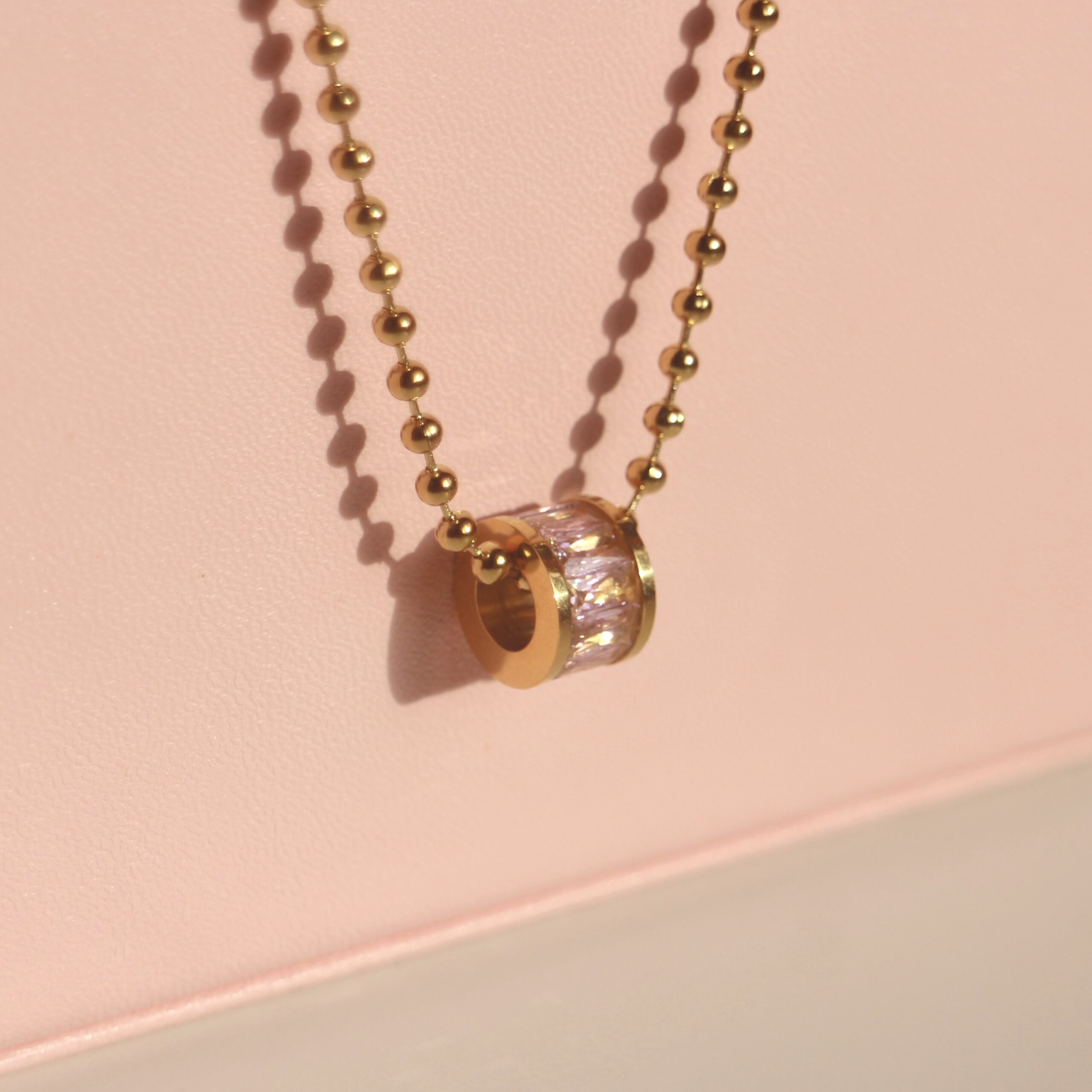 Nadia_Barrel_Necklace_01