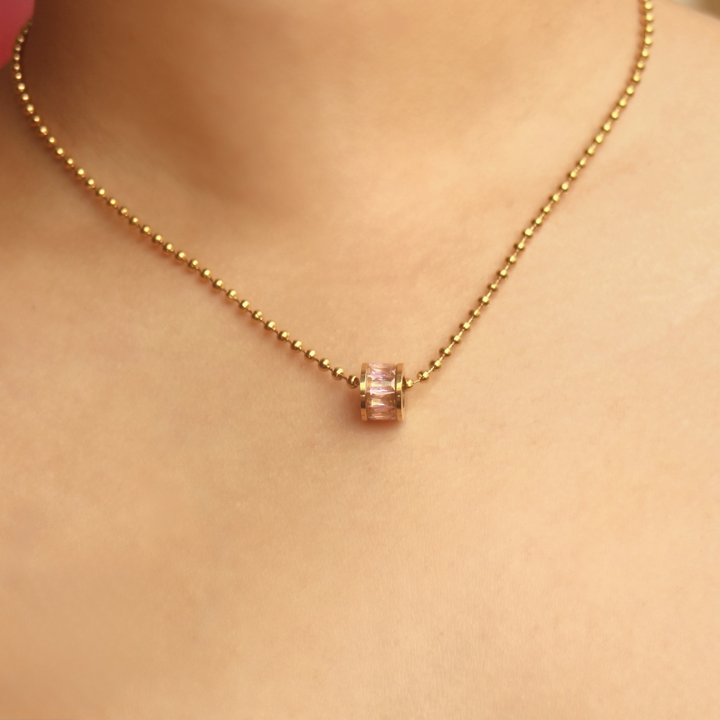 Nadia_Barrel_Necklace_03